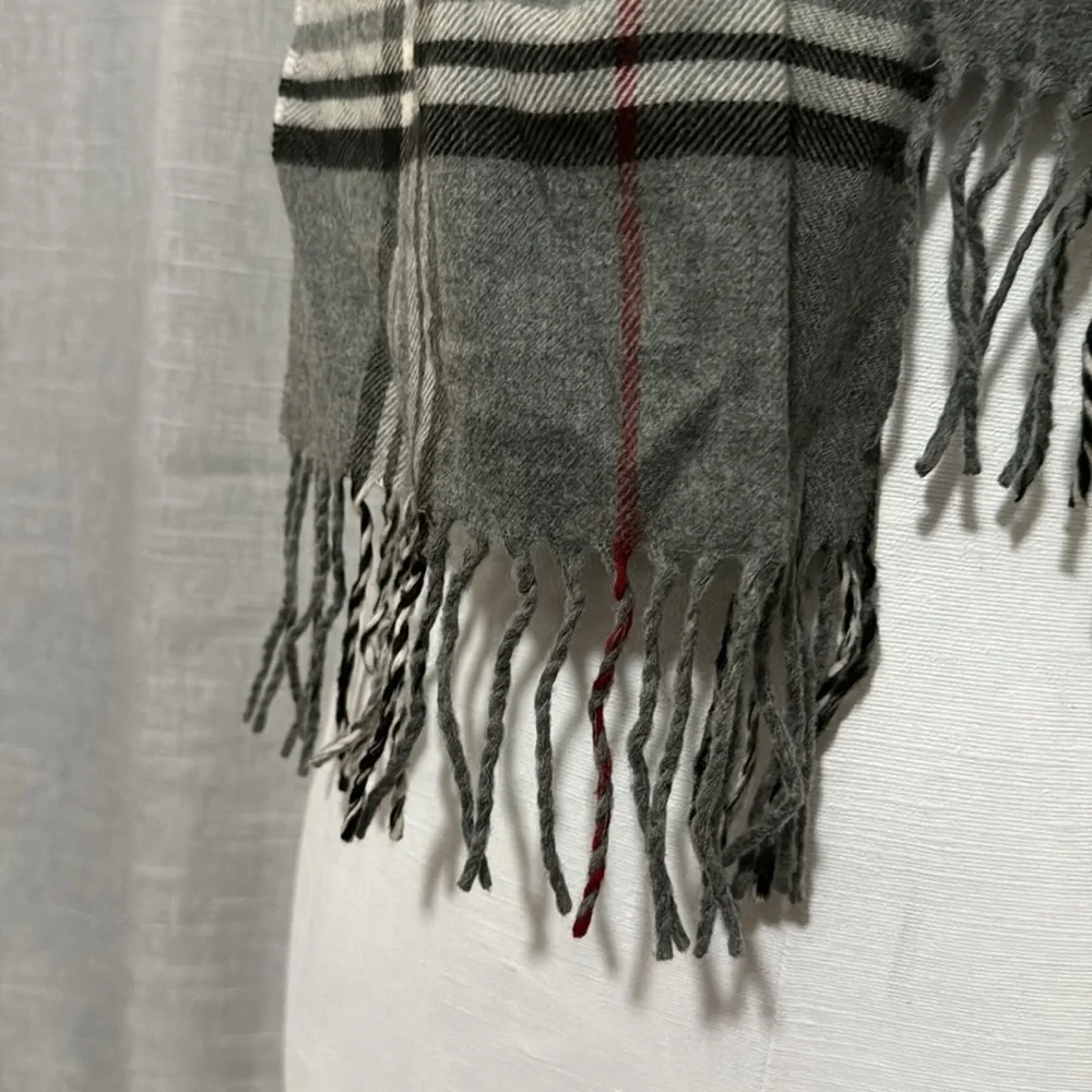 Fraas brand Gray/Black/Red Plaid Scarf-64x11-EUC - Picture 3 of 9
